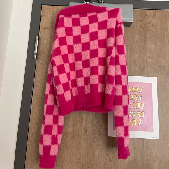 Simons Twik Pink Fuzzy Checkered Sweater * see description - Picture 4 of 8
